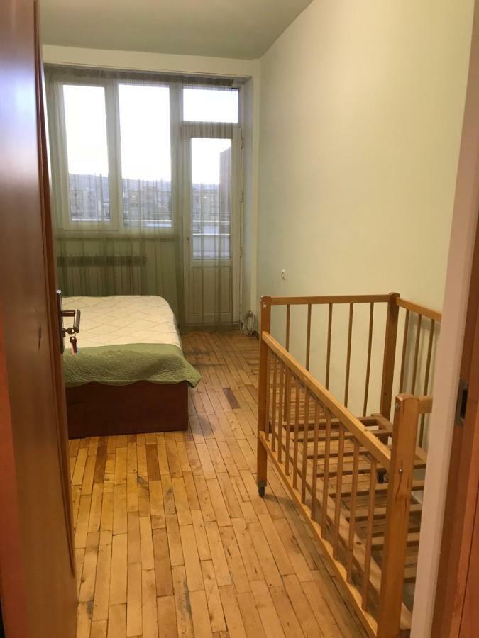 33 Martiros Saryan Street Apartamento Ereván Exterior foto